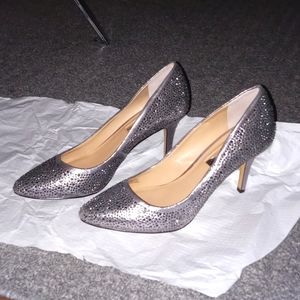 Gray/bedazzled "INC INTERNATIONAL CONCEPTS" high heel shoes SIZE: 7M @*SEE PICS*